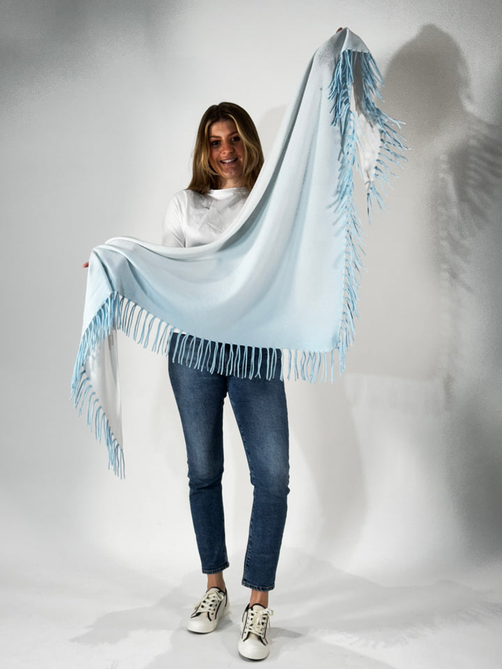 Dreieckstuch mit Fransen im Dégradé