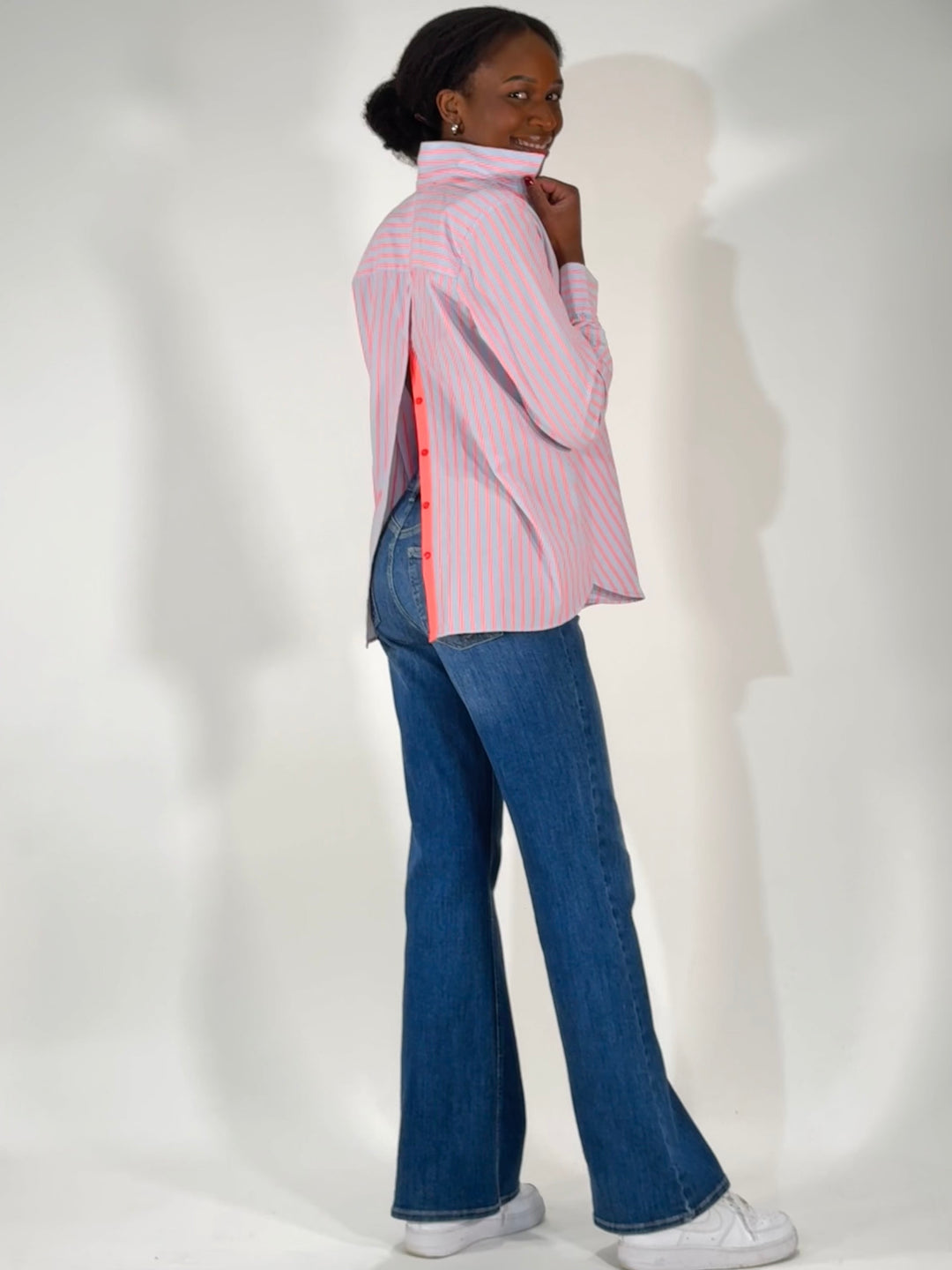 Bluse in Neon Coral Stripe