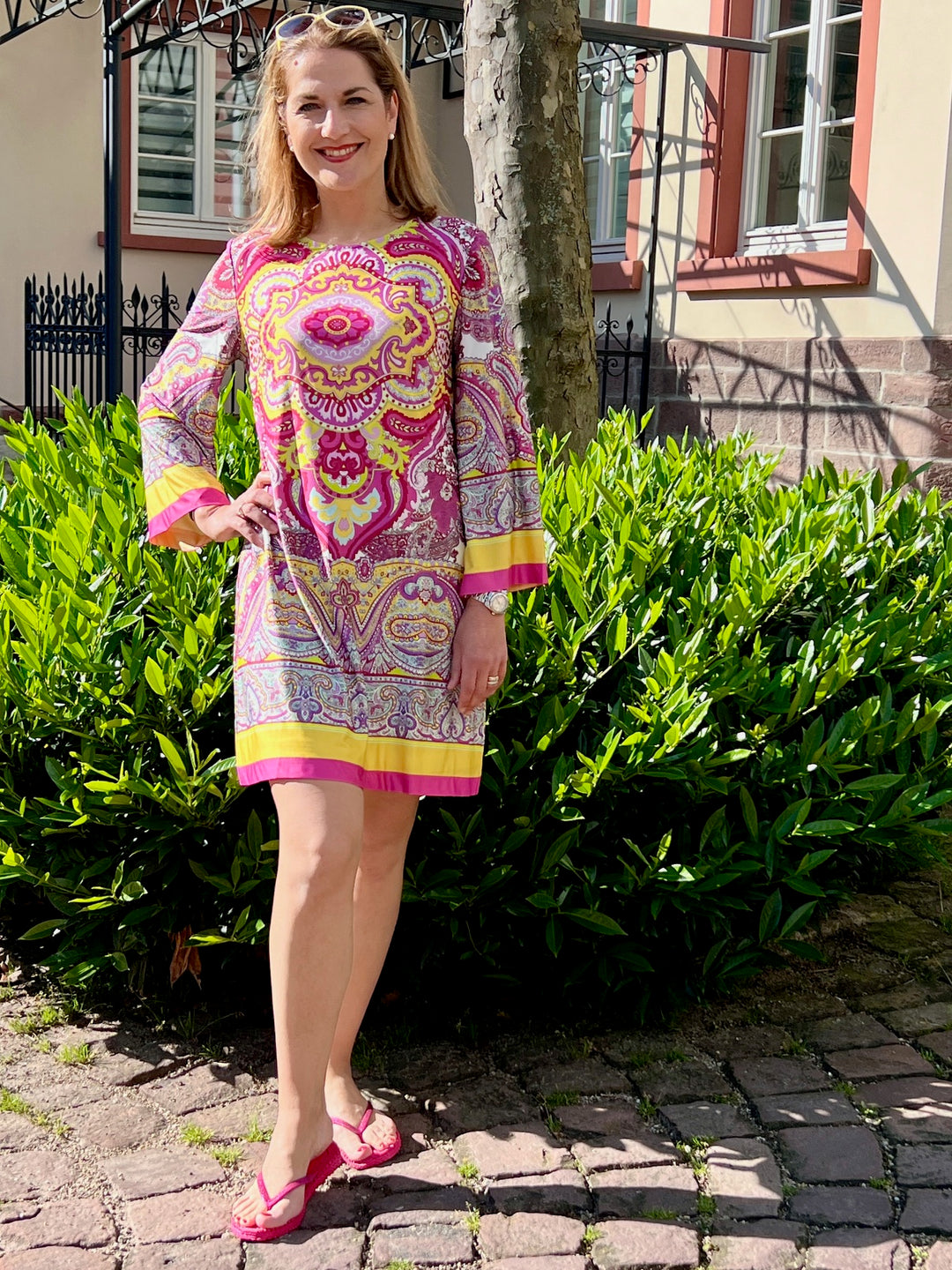Rösch Nachtkleid Im Paisley-Druck – Tunika-Stil, V-Ausschnitt, 50% Baumwolle 50% Modal, Single Jersey, Länge 120 Cm, Europa-Qualität Rösch Nachtkleid Im Paisley-Druck – Tunika-Stil, V-Ausschnitt, 50% Baumwolle 50% Modal, Single Jersey, Länge 120 Cm, Europa-Qualität