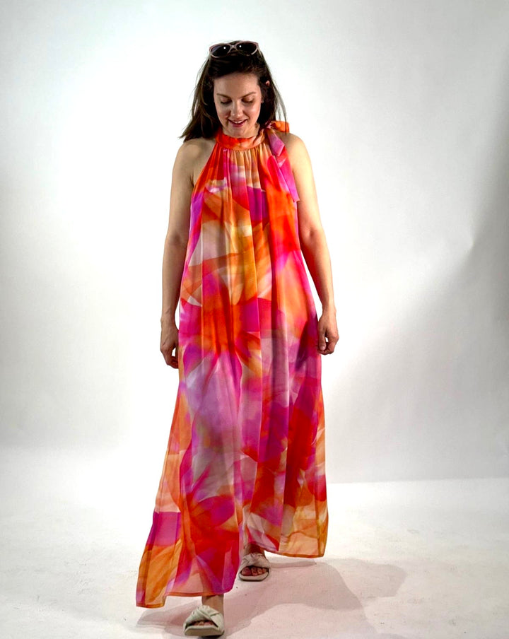 Maxi dress chiffon in halter style