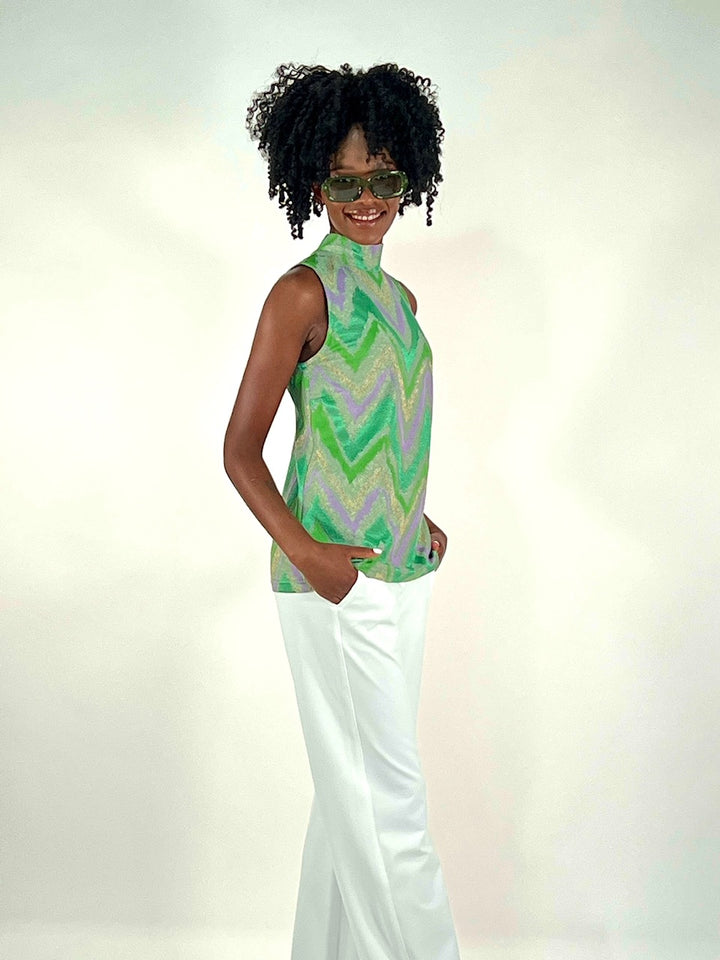 Top halter neck in zigzag design