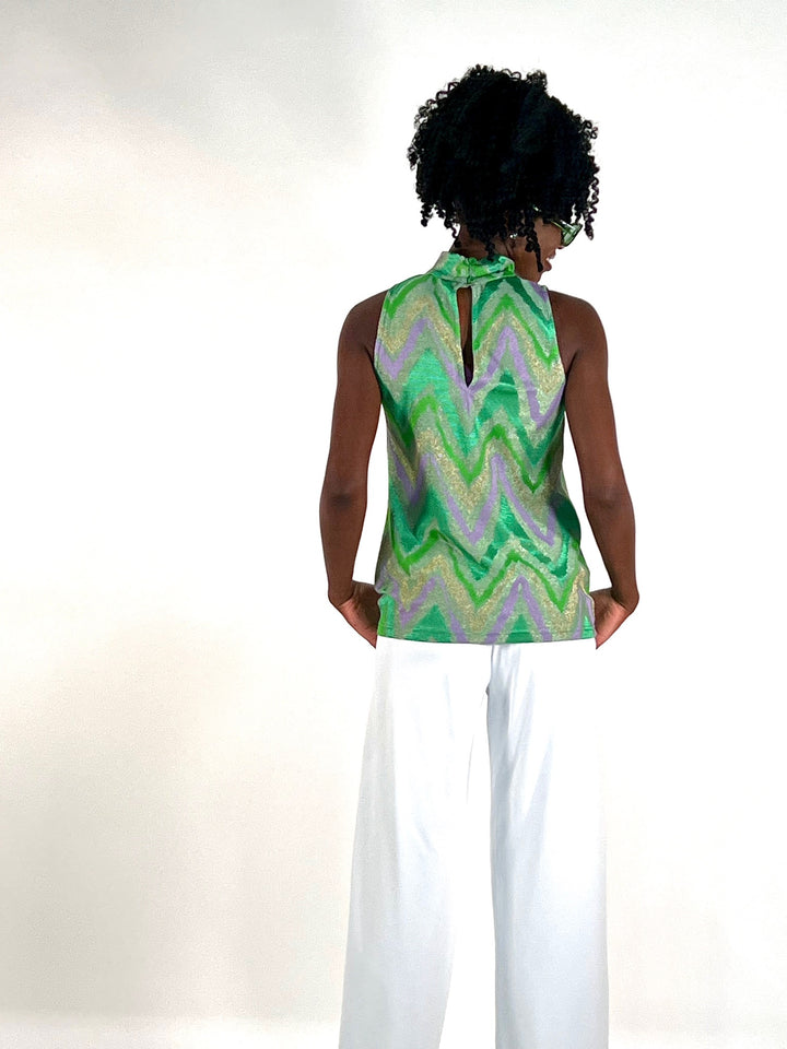 Top halter neck in zigzag design