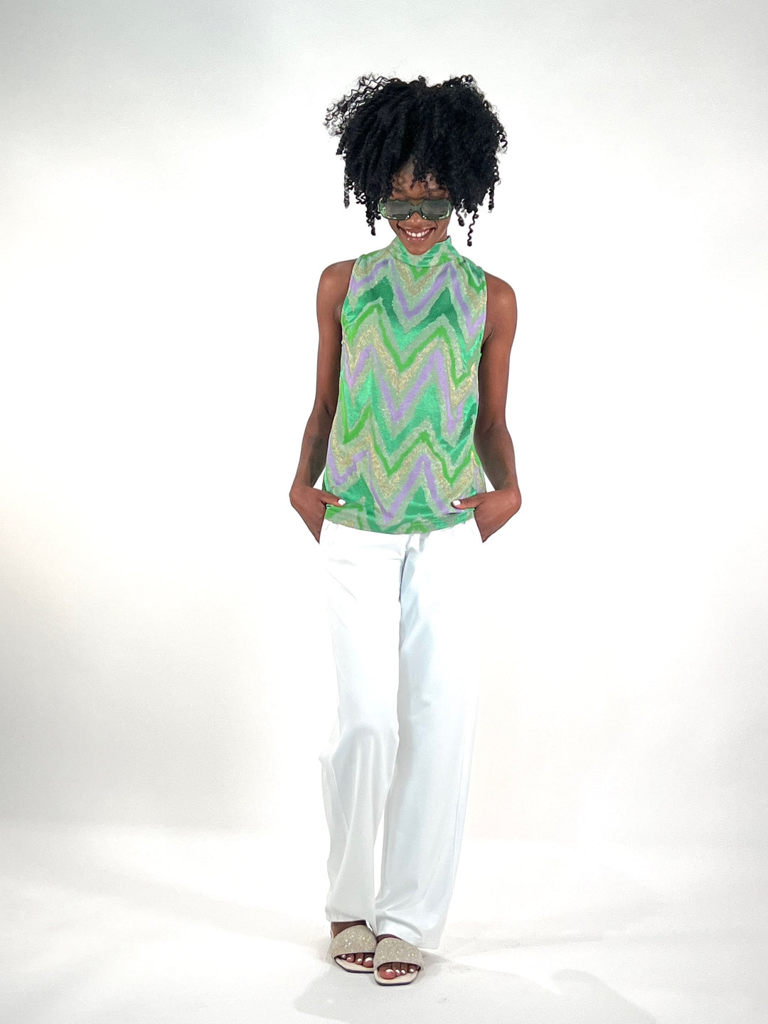 Top halter neck in zigzag design