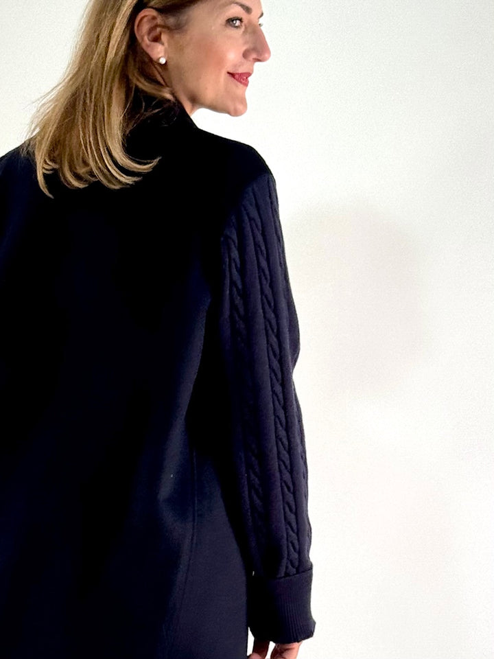 Kurzmantel mit Strickarm