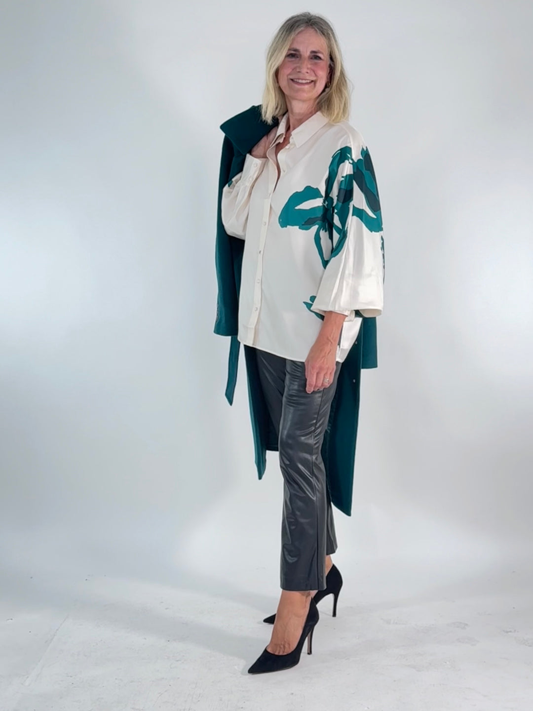 Seiden-Hemdbluse im floralen Print