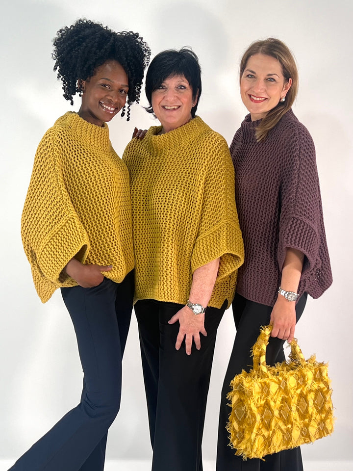 Poncho-Pulli im Linksstrick