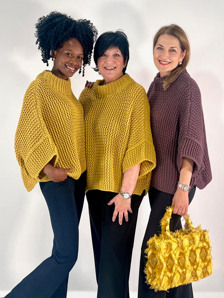 Poncho-Pulli im Linksstrick