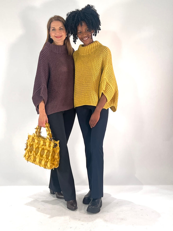 Poncho-Pulli im Linksstrick
