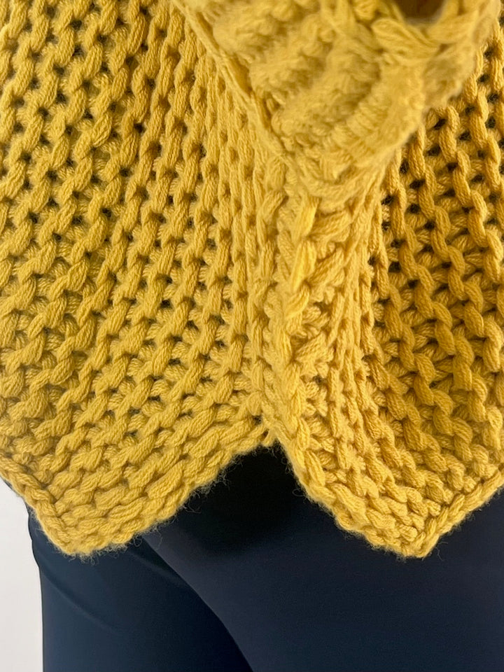 Poncho-Pulli im Linksstrick