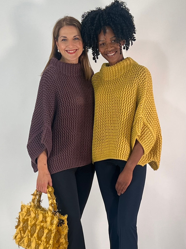 Poncho-Pulli im Linksstrick