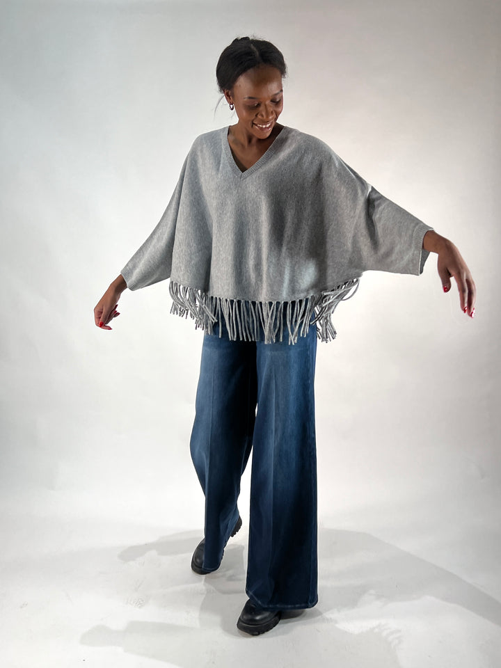 V-Neck Poncho mit Arm