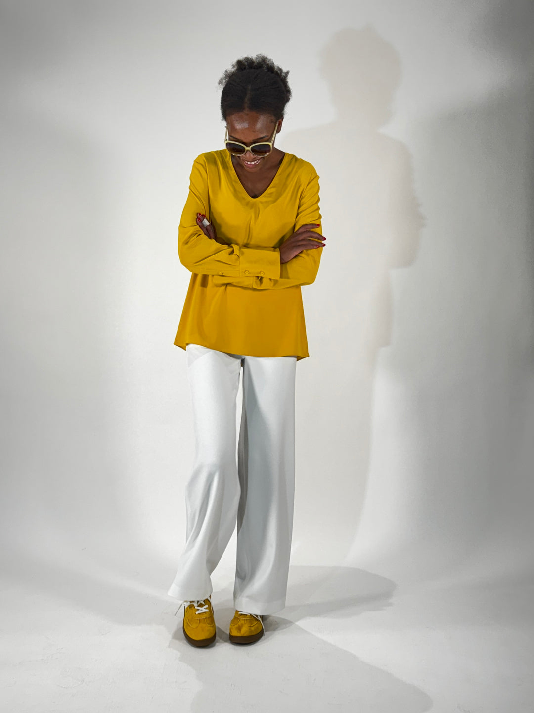 Seidenbluse mit V-Ausschnitt