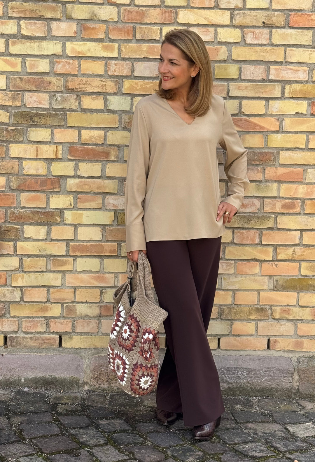 Seidenbluse mit V-Ausschnitt