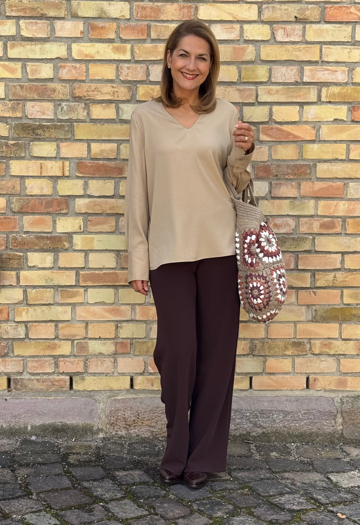 Seidenbluse mit V-Ausschnitt