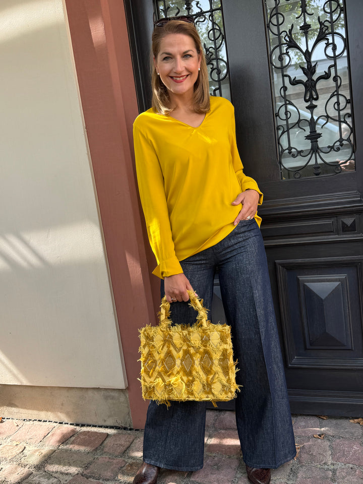 Seidenbluse mit V-Ausschnitt