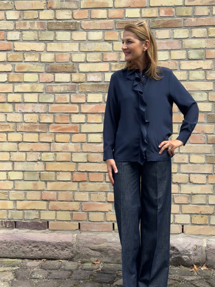 Seiden-Hemdbluse mit Volant