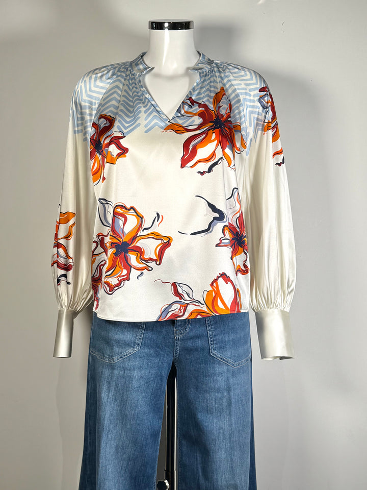 Seidenbluse mit V-Schlitz und Ballonarm
