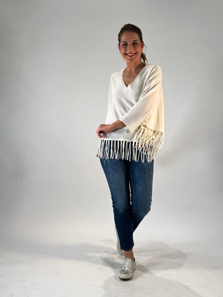 Poncho mit Arm und Fransen