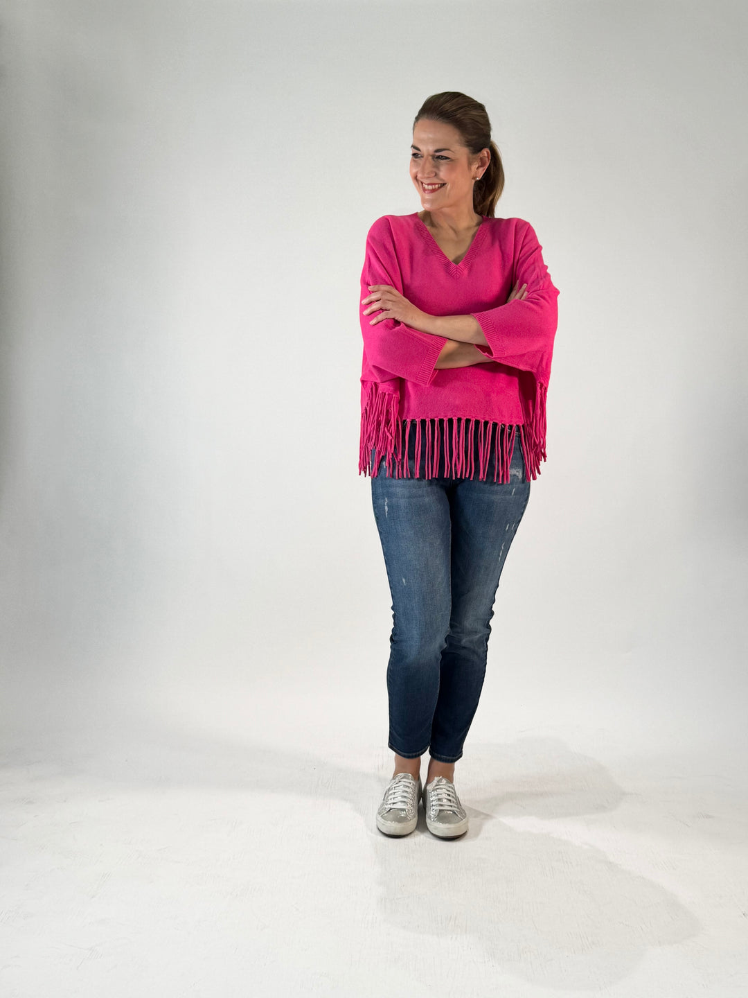Poncho mit Arm und Fransen