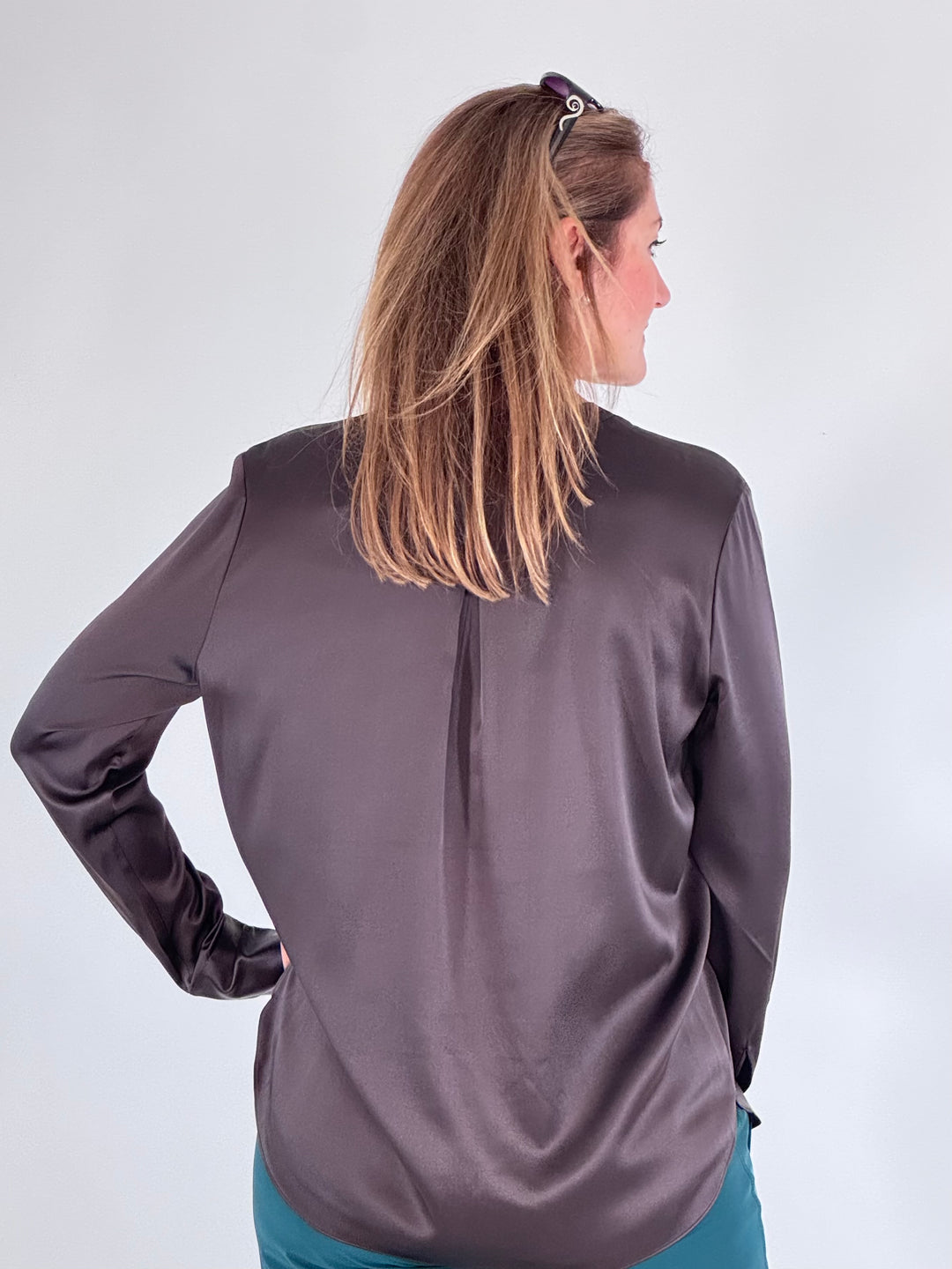 V-Seidenbluse Emilia