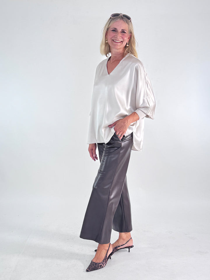 V-Seidenbluse Eva mit Strickbündchen