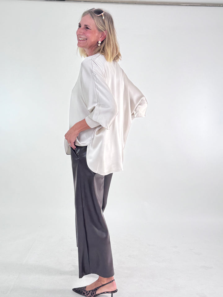 V-Seidenbluse Eva mit Strickbündchen