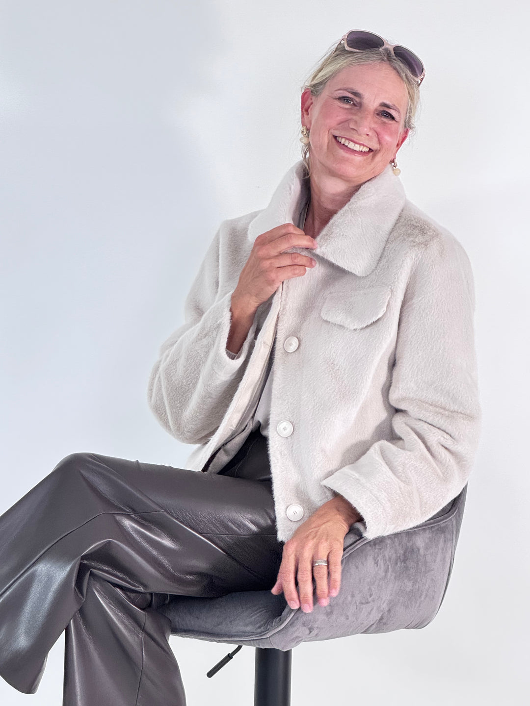 Kurze Jacke Julia - Faux Fur
