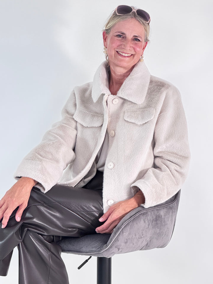 Kurze Jacke Julia - Faux Fur