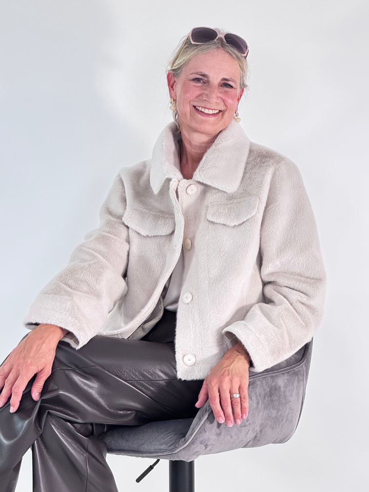 Kurze Jacke Julia - Faux Fur