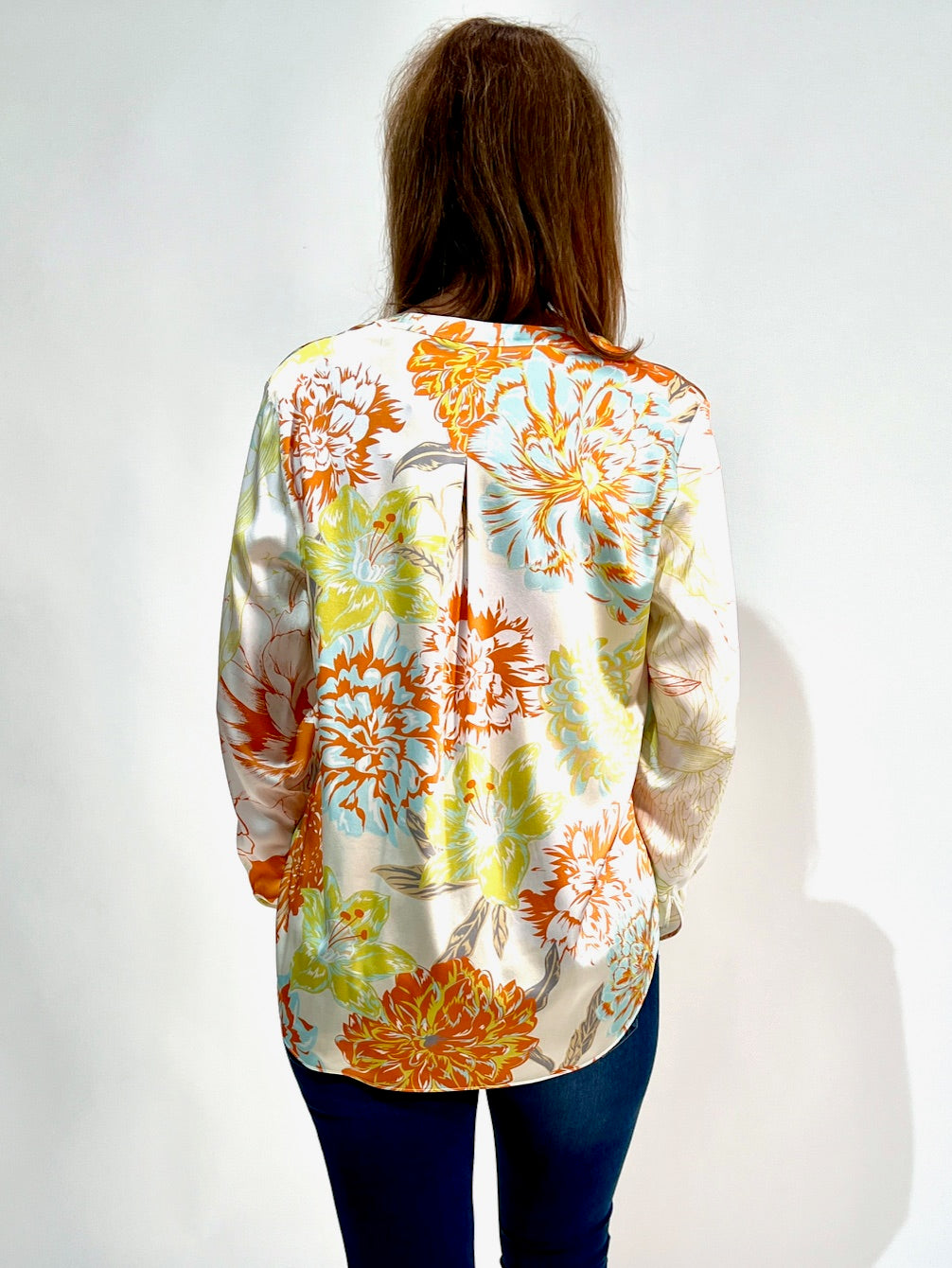 V-Seidenbluse im Blumenprint