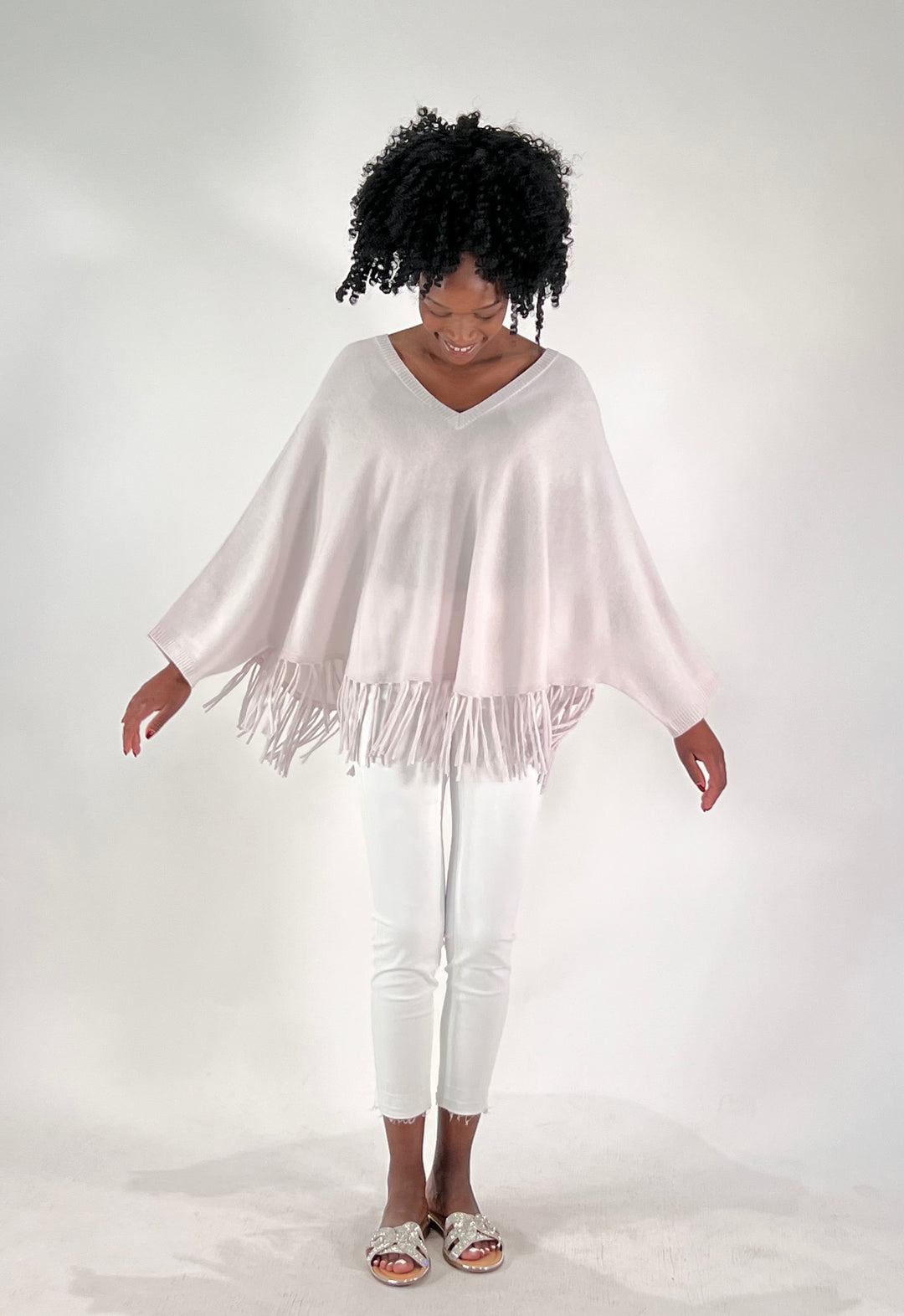 V-Neck Poncho mit Arm