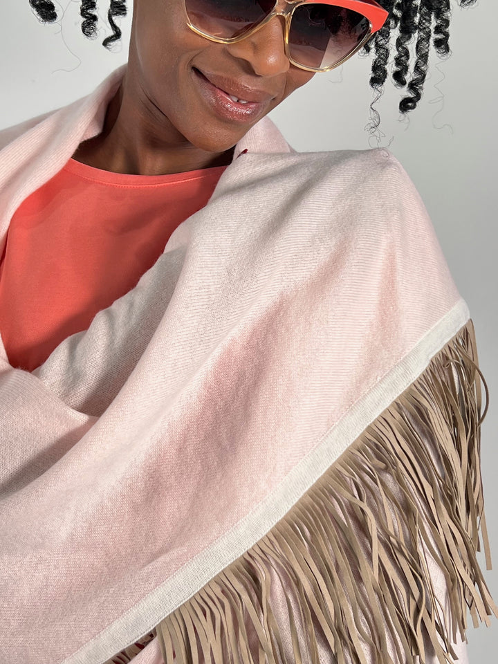 Triangular scarf with leather fringes