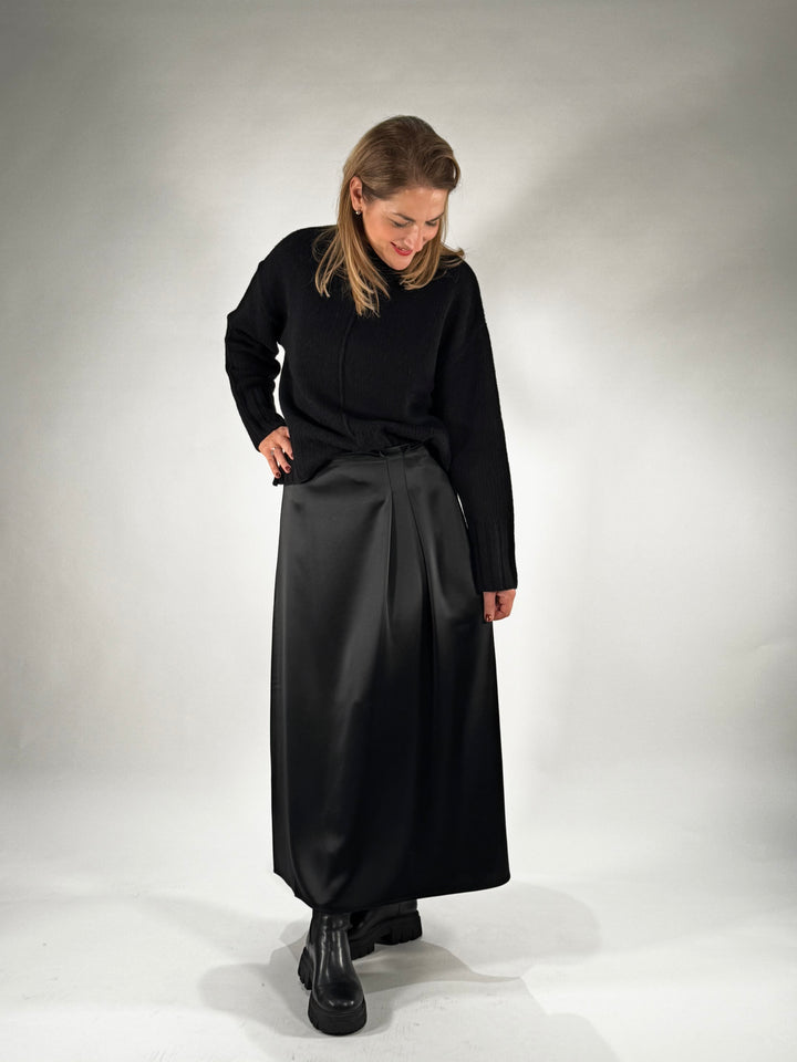 Satin-Rock Maxi in Black
