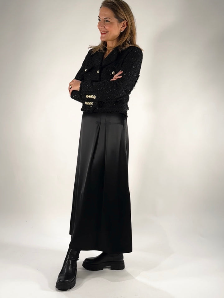 Satin-Rock Maxi in Black
