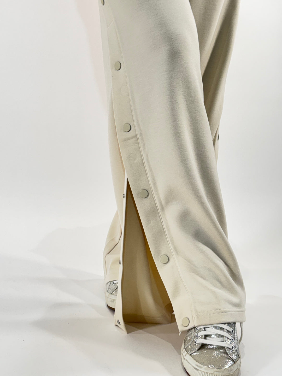 Sweat-Hose Hylo mit seitlicher Knopfleiste