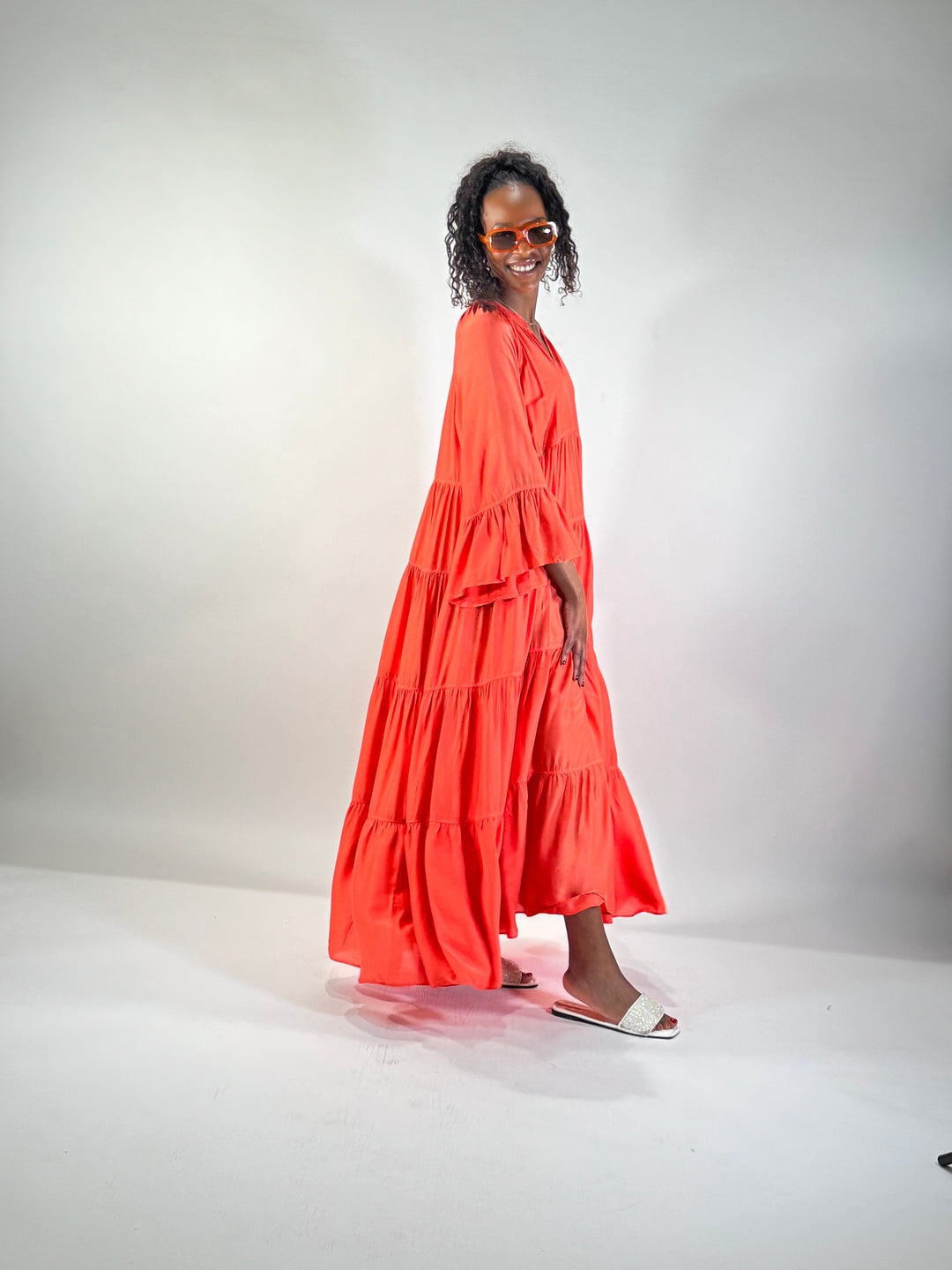 Maxi-Stufen-Kleid mit Seide