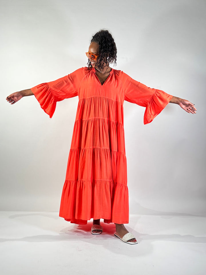 Maxi-Stufen-Kleid mit Seide