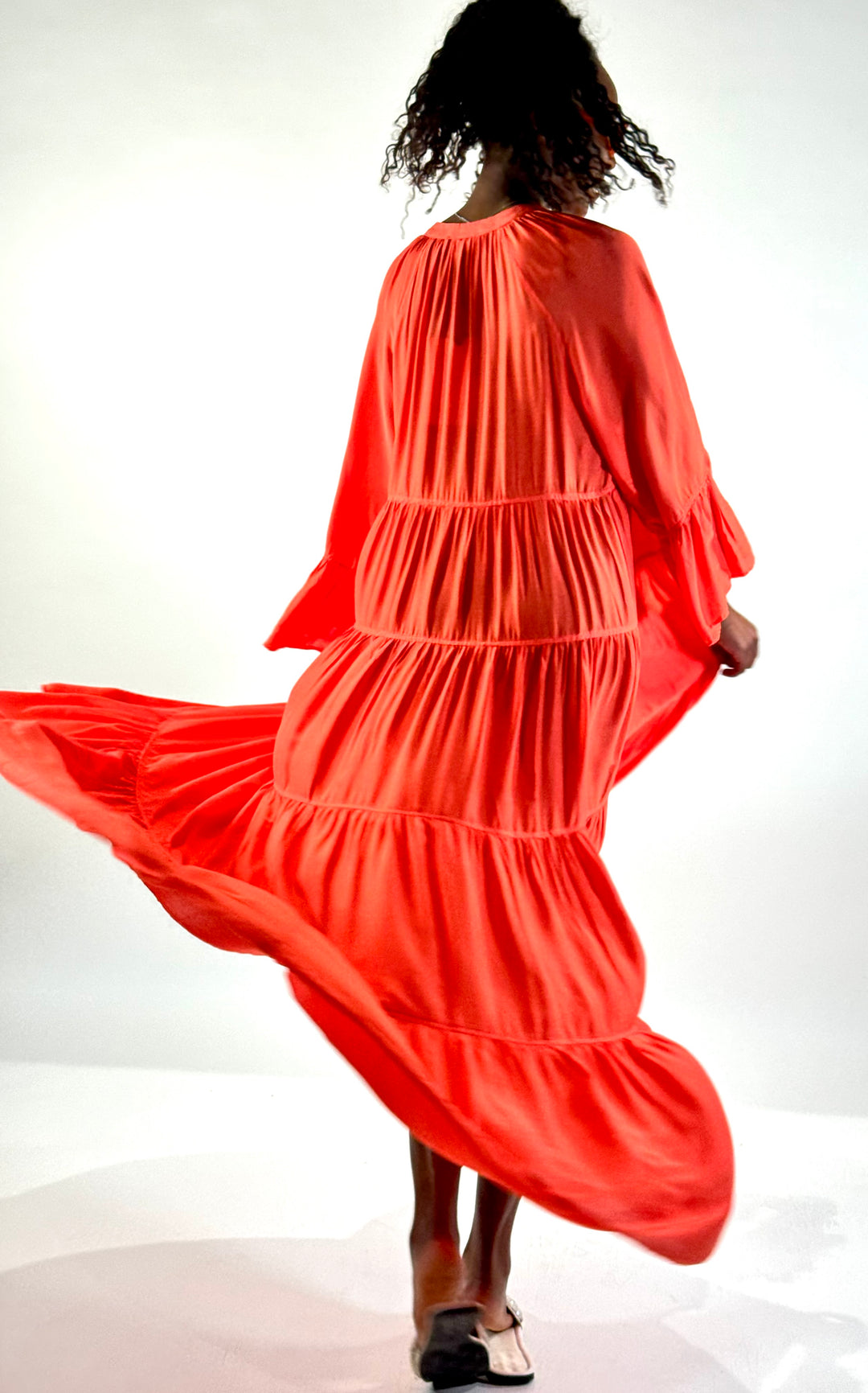 Maxi-Stufen-Kleid mit Seide