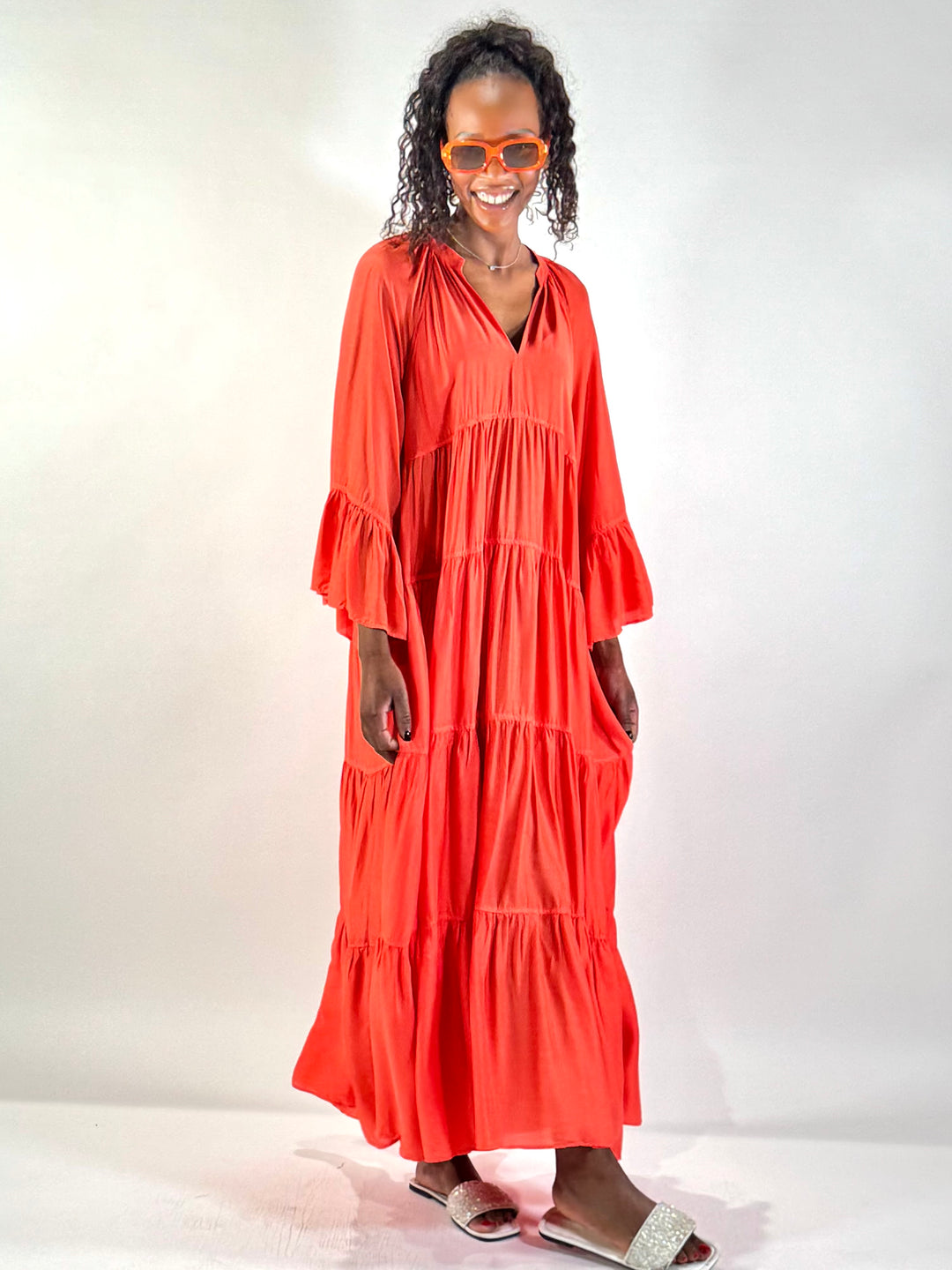 Maxi-Stufen-Kleid mit Seide