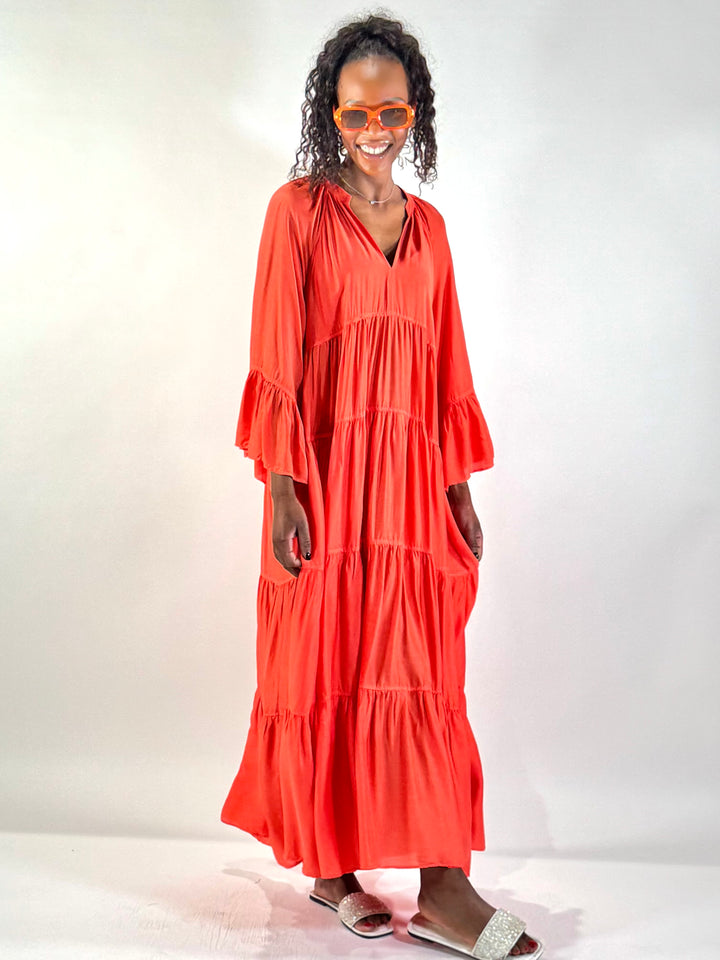 Maxi-Stufen-Kleid mit Seide