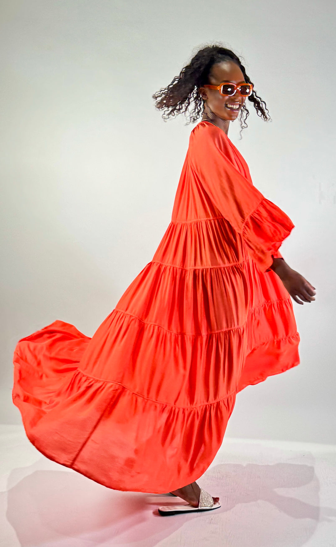 Maxi-Stufen-Kleid mit Seide