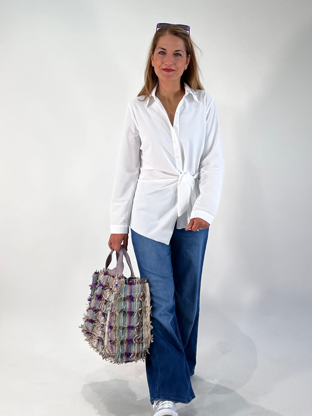 Bluse mit Knotendetail