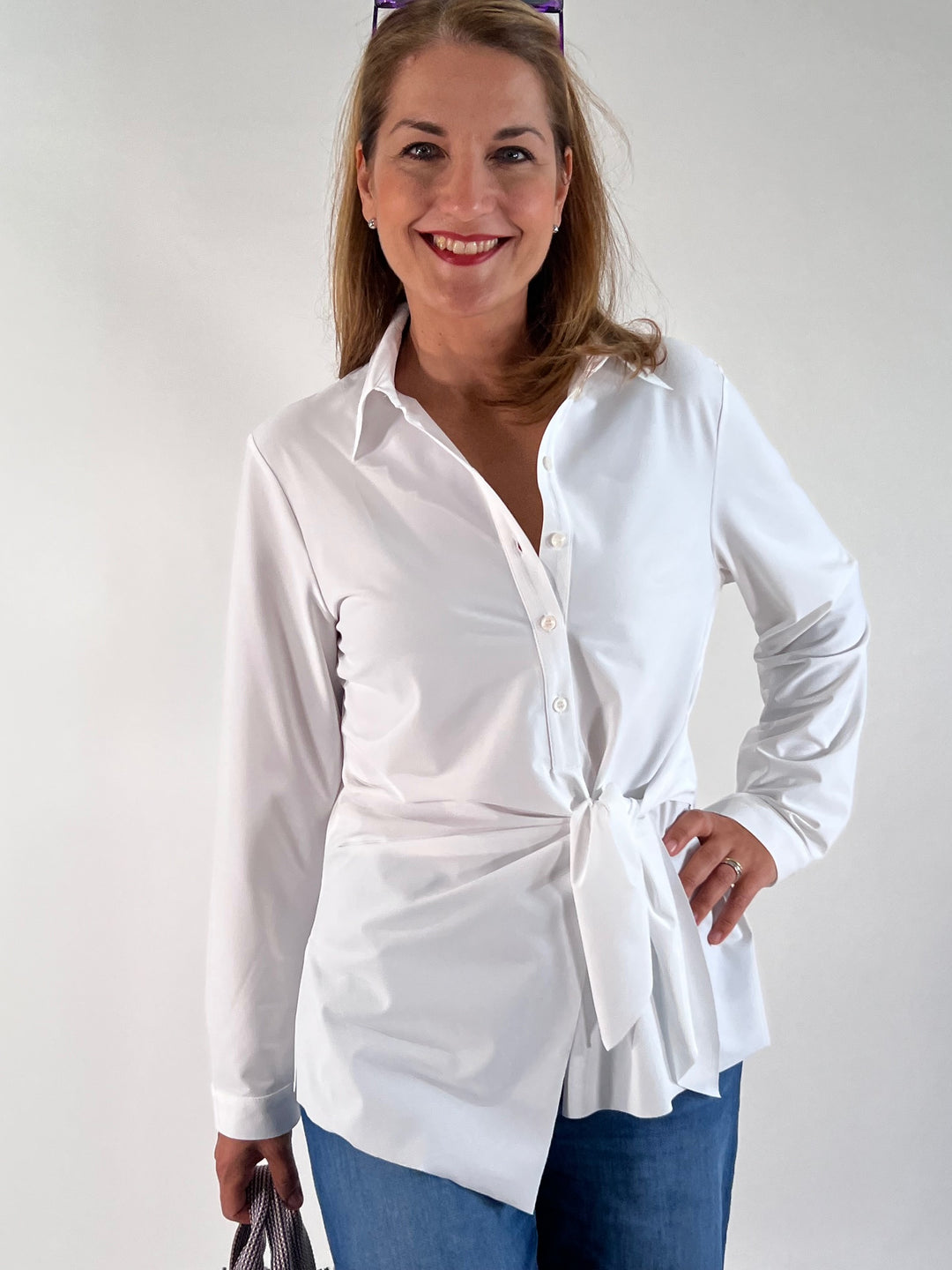 Bluse mit Knotendetail