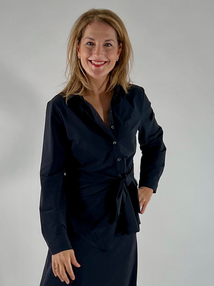 Bluse mit Knotendetail