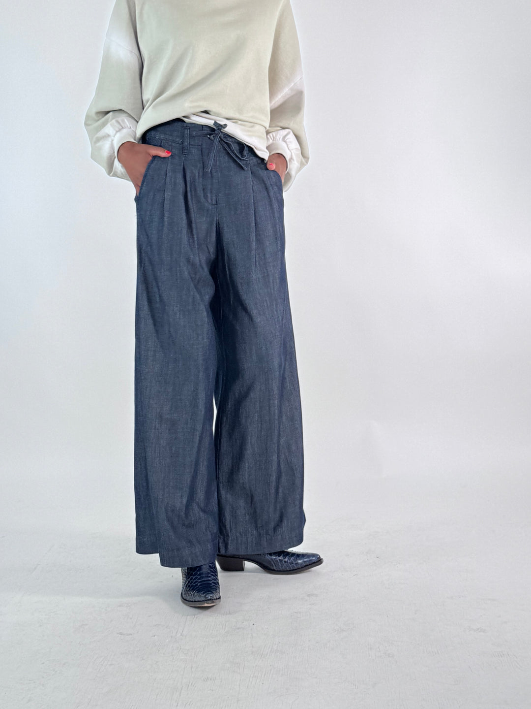 Davina, Light Touch Denim