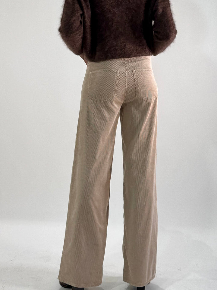 Sventy Super Fluent Corduroy