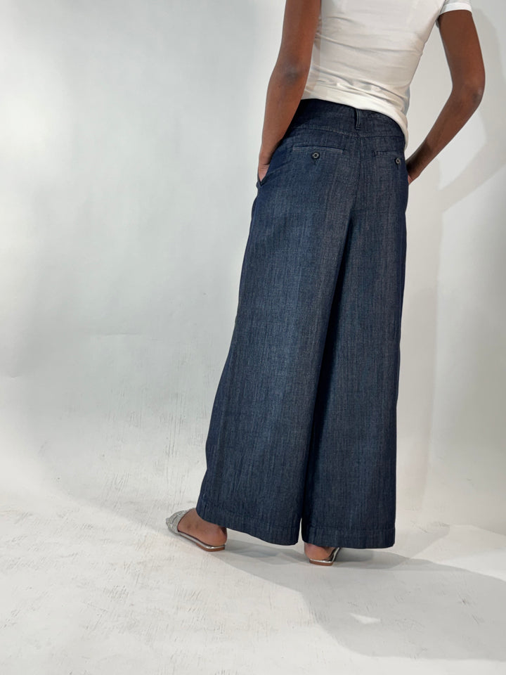 Davina, Light Touch Denim