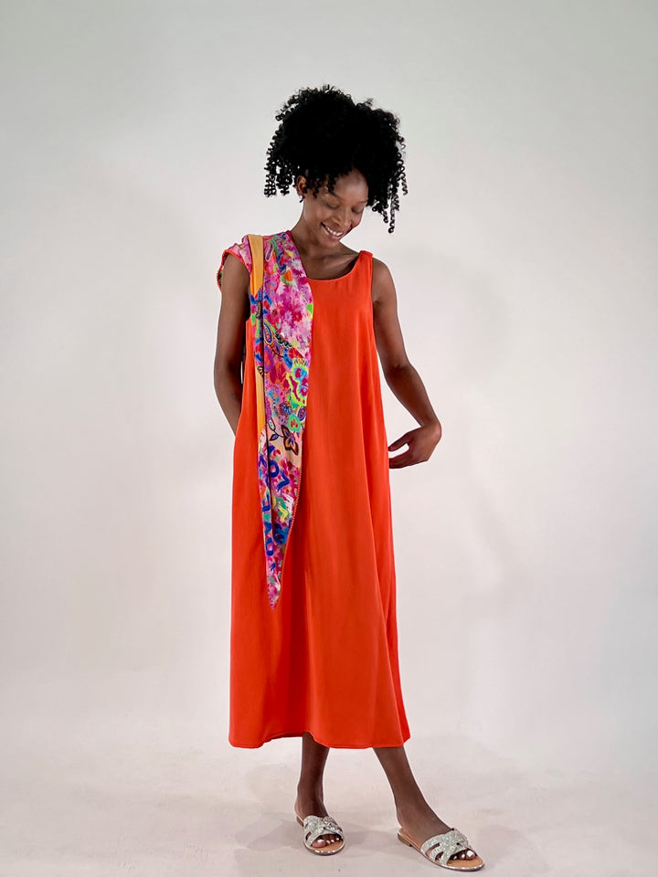 Kleid mit gerafften Trägern