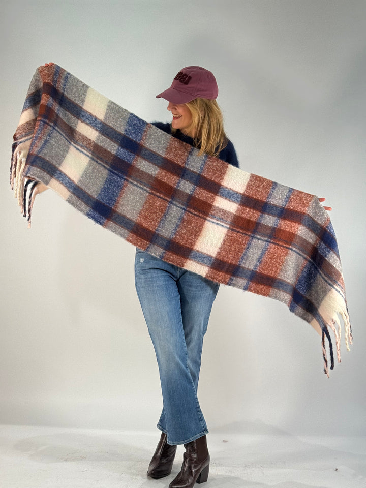 Schal im Karo-Design Felted