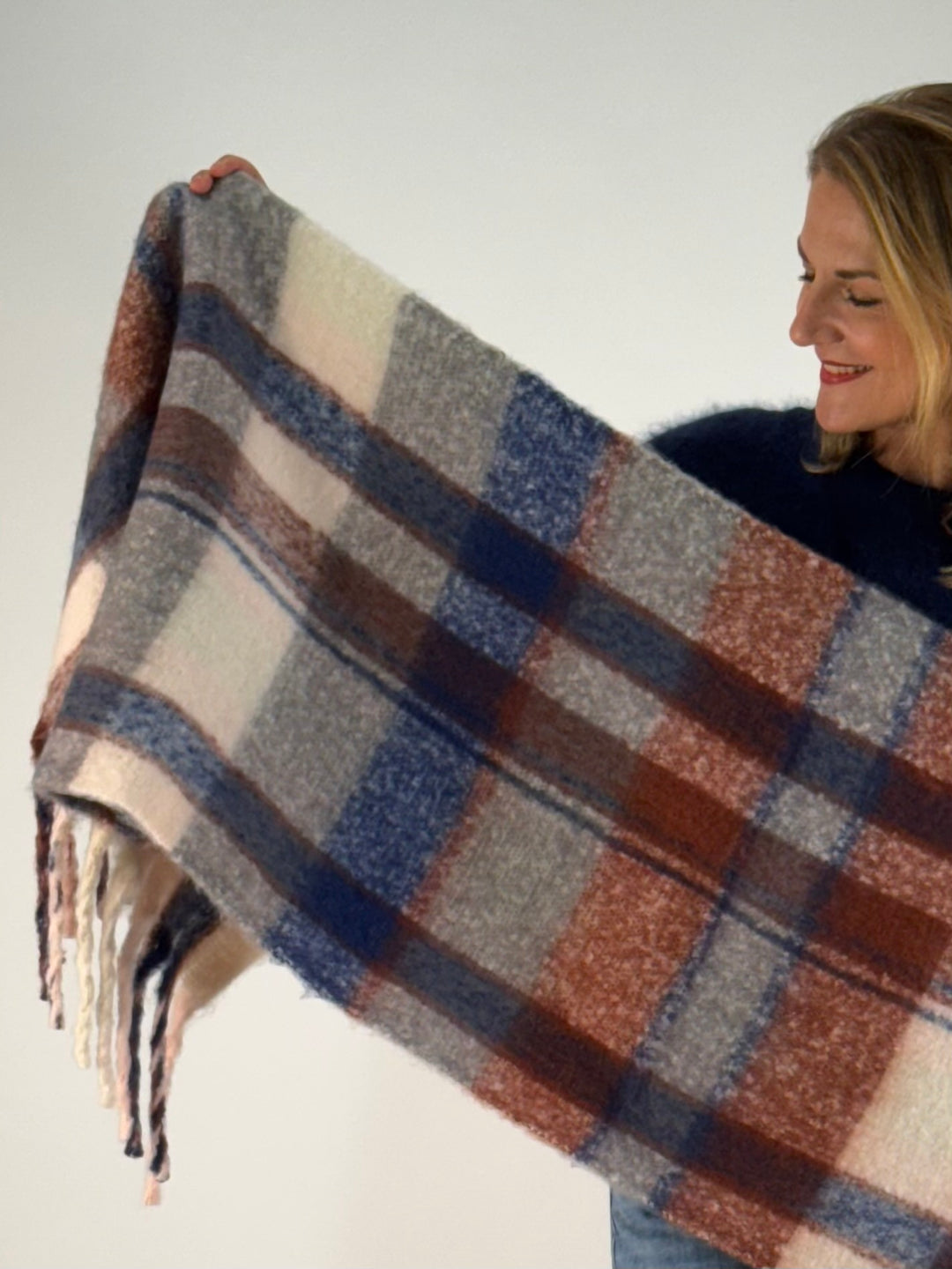 Schal im Karo-Design Felted